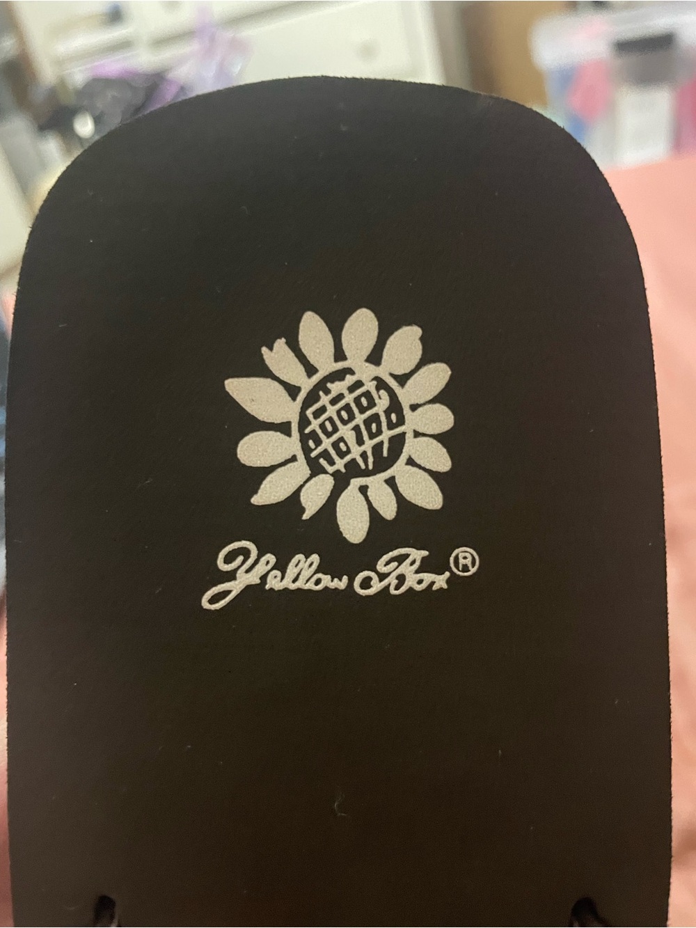 Yellow Box Rhinestone Flip Flops Black Comfort Sandals Size 8.5 - Picture 6 of 6